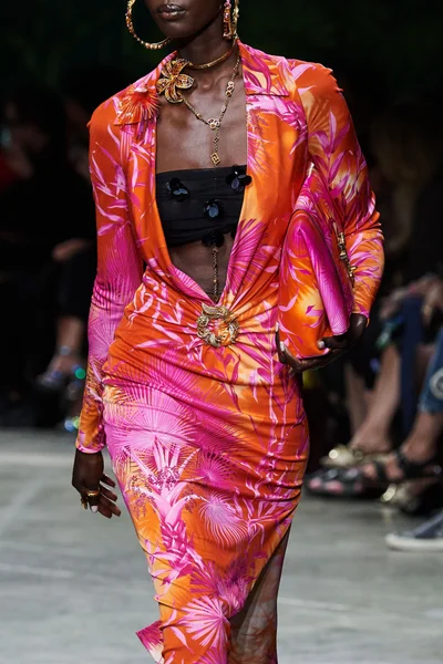 Look 133